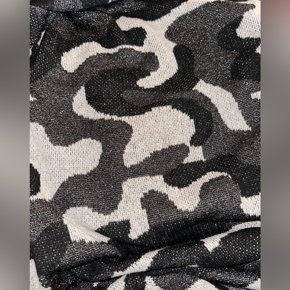 NWT - Women's Nine West Clean Collar
Coatigan Sweater Cardigan Camouflage 1X - Picture 5 of 6